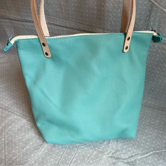 852 Leathers Handcrafted Small Zipper Tote in Aqua Leather/Natural Strap - Picture 3 of 13